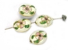 4 Stück Cloisonne Perlen, oval Scheibe, 15x12mm, 7,5mm dick, Bohrung 1,5mm, Weiß mit Blumen