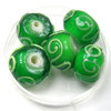 4 Stück Lampwork Beads, handgearbeitet, ca. 10x16mm, grün weiss, abgeflacht, Bohrung ca. 2mm