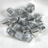20 Stück Pyramid Beads 6x6mm, mit 2 Löchern, Crystal Labrador